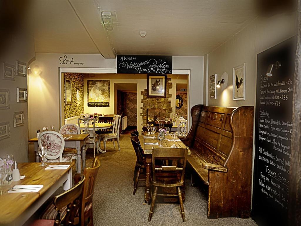 Hotel The White Bear Shipston-on-Stour Esterno foto